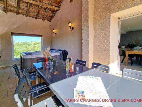 Gîte de charme avec spa et jardin privé - 12 personnes - FR-1-496-354