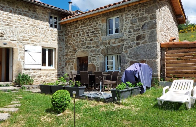 Gîte de Montagne à 1000m au Cœur des Monts du Forez