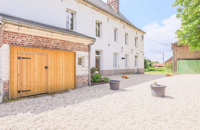 Gîte de Groupe de 15 Personnes Entre Arras & Amiens Totalement Équipé