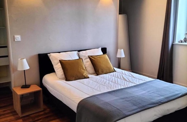 Gîte en pleine nature, terrasse, 11 pers. max - FR-1-489-440