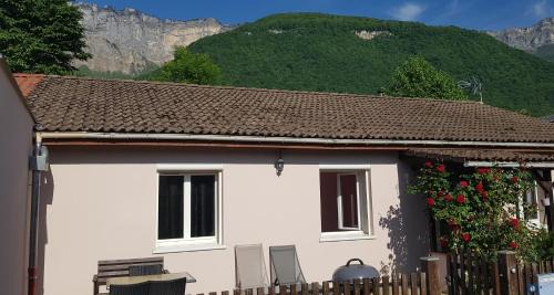 Gîte fabuleux, jardin, terrasse, parking