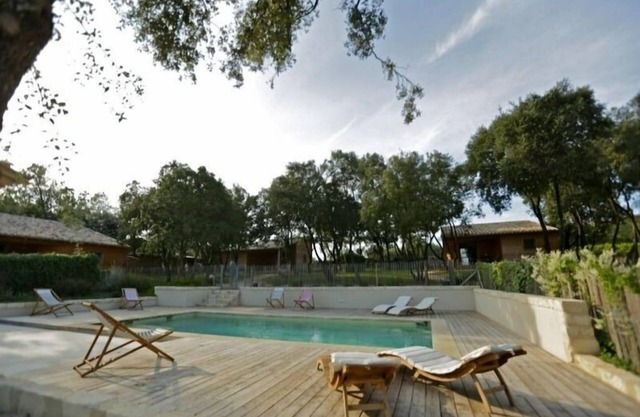 Gîte Les cabanes de Carelle "Le Grenadier