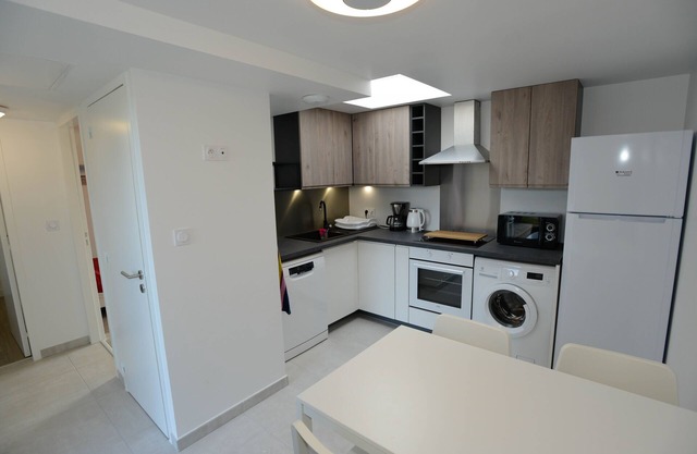 Gîte 4/6 sleeps + garden 600m from Kercambre beach