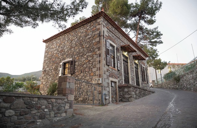 Galinos-traditional house B