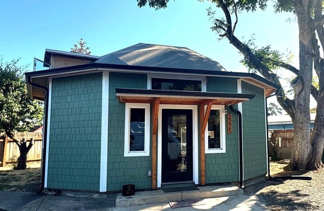 Game Day Dome – Perfect for UO Games & Events