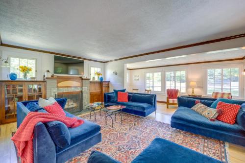 Game Room Friends and Family Getaway in Bellaire