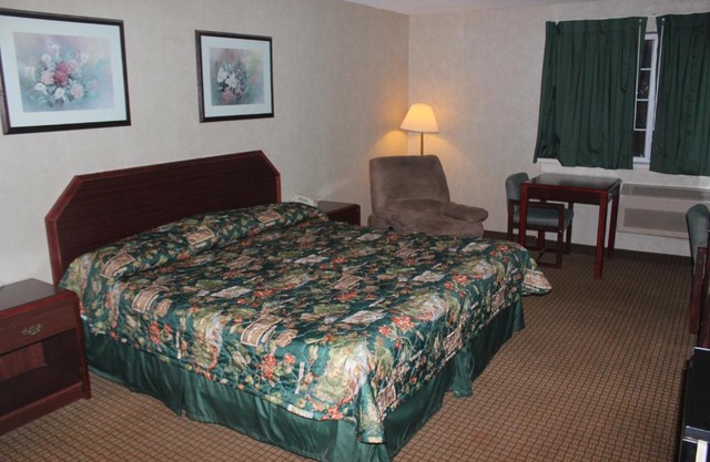 Garden City Inn