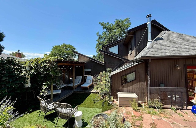 Garden Retreat | Hot Tub | Peloton | Walk to Shops