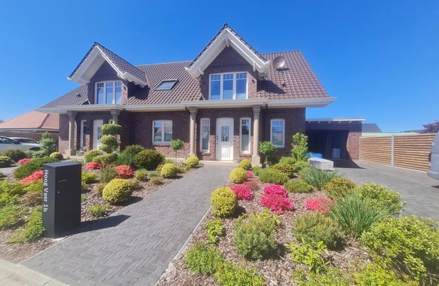 Garden view vacation home - new build with luxury furnishings