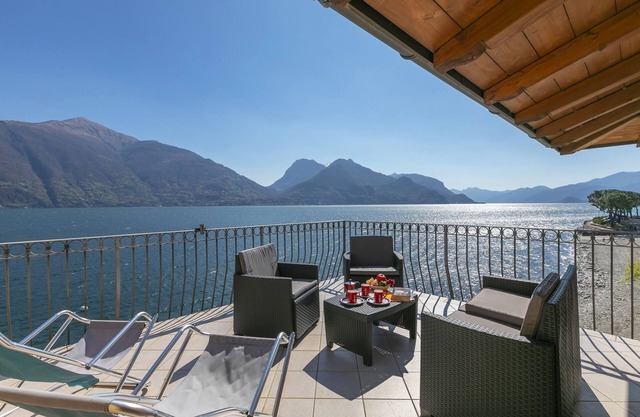 Garibaldi Lake View 4, San Siro, Italy