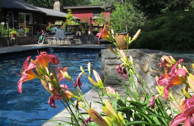 Gatehouse Gardens - 3 Room Suite