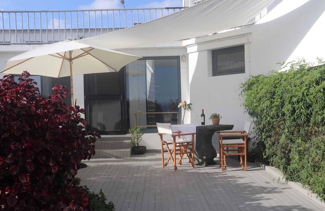 Gemütliches Wohnung Über die Stadt von Ponta Delgada, mit Meer Blick