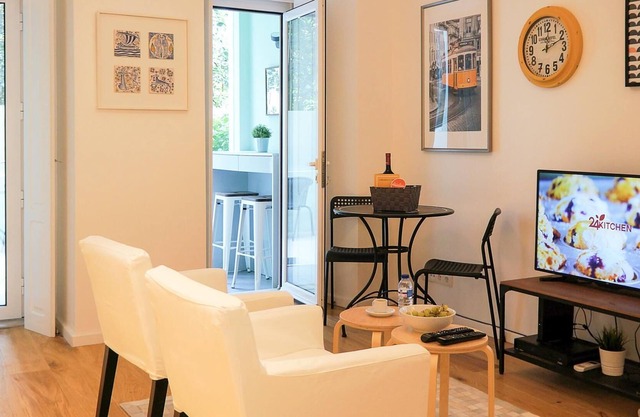 Gem of Graça Graceful Apartment with Terrace