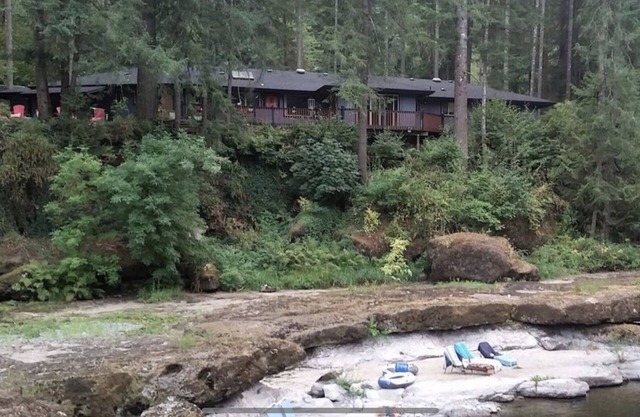 Gem River House