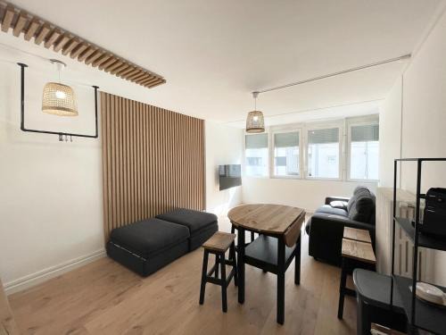 Geneva Modern Motel