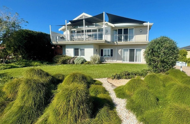 GEOGRAPHE SAILS - Luxury Beachfront Busselton