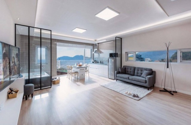 Geoje Island Lovelyan Pension