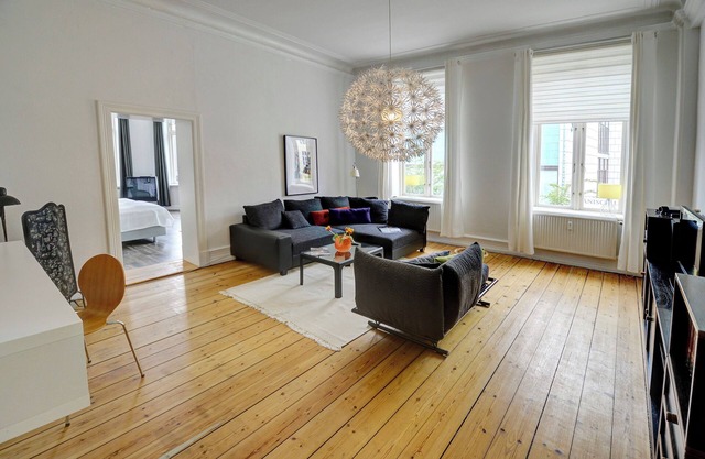Gesine - 1st floor, bathroom with shower, WLAN, TV, old building, open kitchen