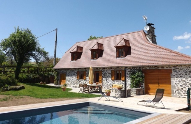 Gite Carlat, 3 bedrooms, 6 persons