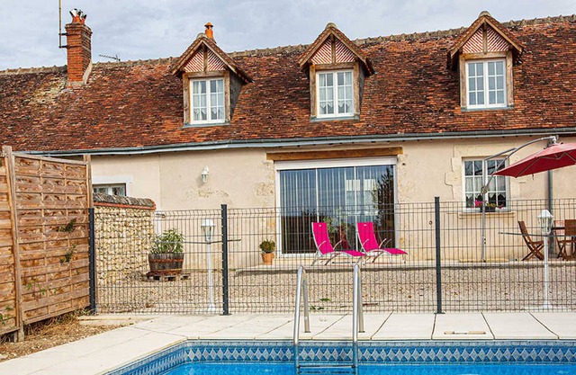 Gite Chouzy-sur-Cisse, 4 bedrooms, 8 persons