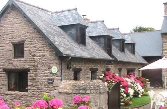 Gite de Kerberso à Pléhédel
