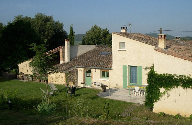 Gîte des Moutiers, in the countryside in an old renovated farm