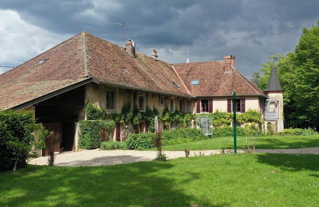 Gite du Mont Begon - Piscine partagée