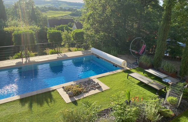 Gite Jacuzzi-piscine - Insolite Miroir Plafond