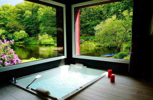 Gite L'extase: the luxury of being alone in the world, as a couple.