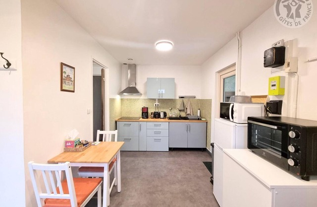 Gite L'Isle-Adam, 2 bedrooms, 5 persons