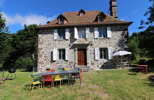 Gite Mandailles-Saint-Julien, 3 bedrooms, 5 persons