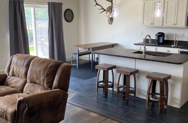 Glacier Getaway. 30 minutes from glacier park fun!