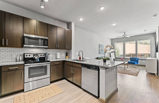 Glamorous 1BR APT in Atlantic Station