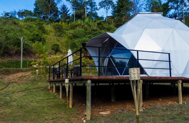 Glamping La Quinta Dimensión