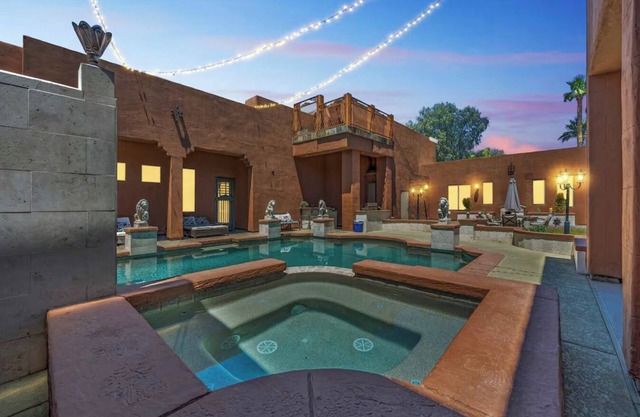 Glendale Villa w/Pool, Theater & Game Rooms