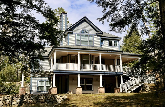 Glenn Drive Suite Spot - 5BDR 4.5BATH - Private, Walk to town