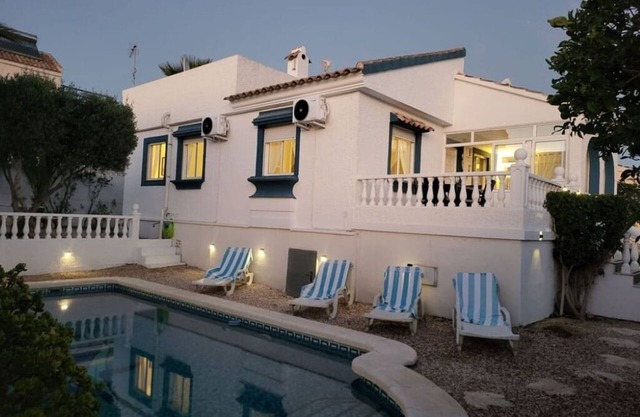 Glorious 2 bed/private pool on Camposol, immaculately clean!