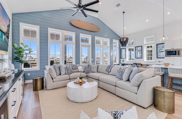 Glorious Pet-Friendly Beach Home@Cinnamon Shore w/Garage & Fire Pit+Amenities