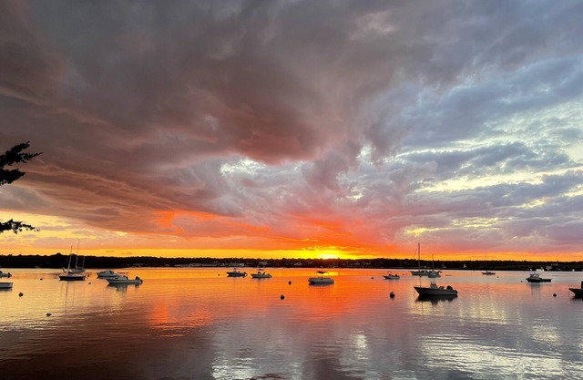 Glorious Sunsets and Fun on Private Waterfront in Beautiful, Comfortable Home.