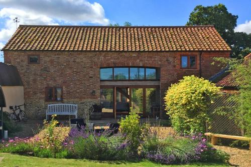 Golden Lion Barn