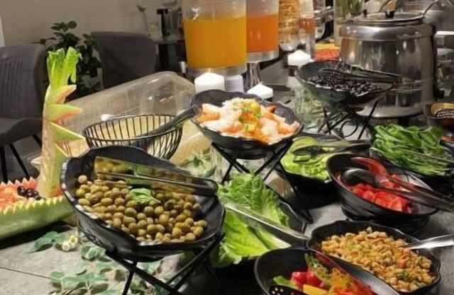 Golden New Hira Hotel