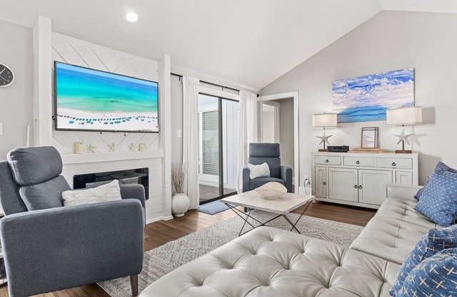 Golf Cart Provided: Beach/Bay Access, Golf, Fishing Ponds, Baytowne Wharf
