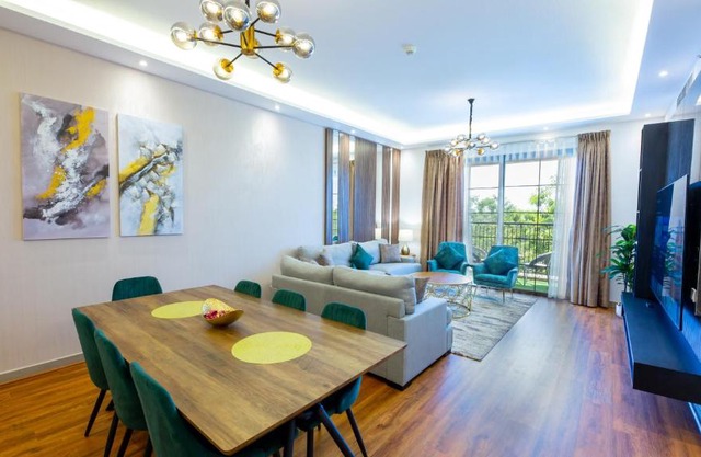 GOODWOOD SUITES HOMES VACATION