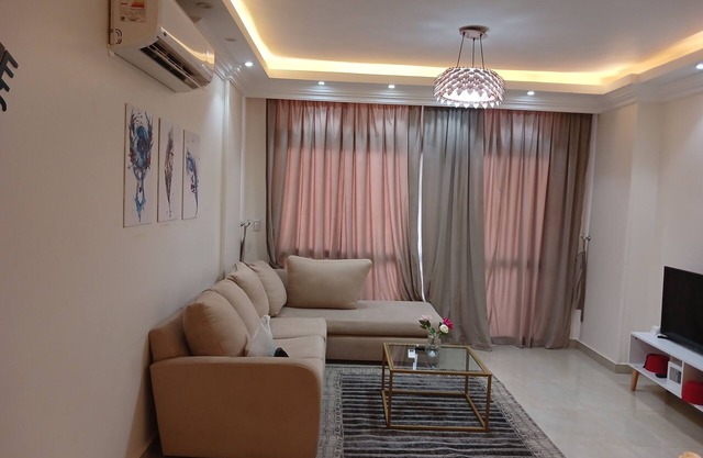 Gorgeous 2-bedroom apartment with AC in one kattameya compound