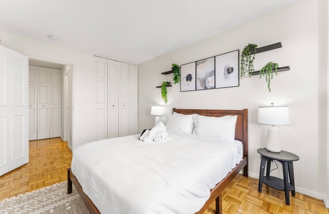 Gorgeous 2bd/1.5ba Next to BU 7408