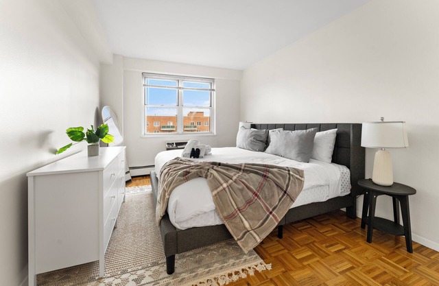 Gorgeous 2BR Next to BU 1738