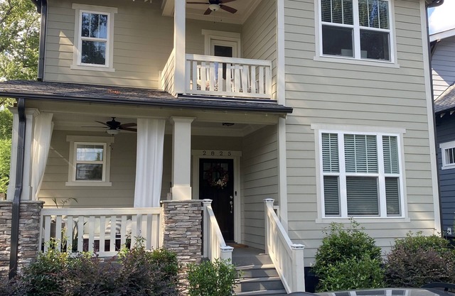 Gorgeous 3 bedroom house with patio and firepit