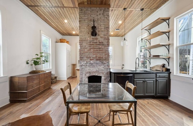 Gorgeous, Fully Renovated two level shotgun in the University Area
