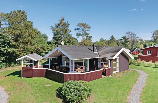 Gorgeous home in Slagelse with kitchen