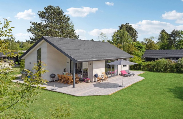 Gorgeous home in Stege with WiFi